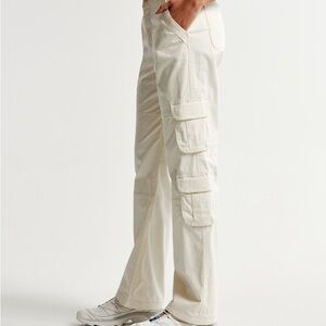 Abercrombie & Fitch Relaxed Cargo Pants